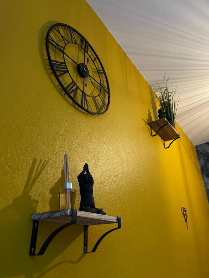Jungle Room ロマン・シュル・イゼール エクステリア 写真